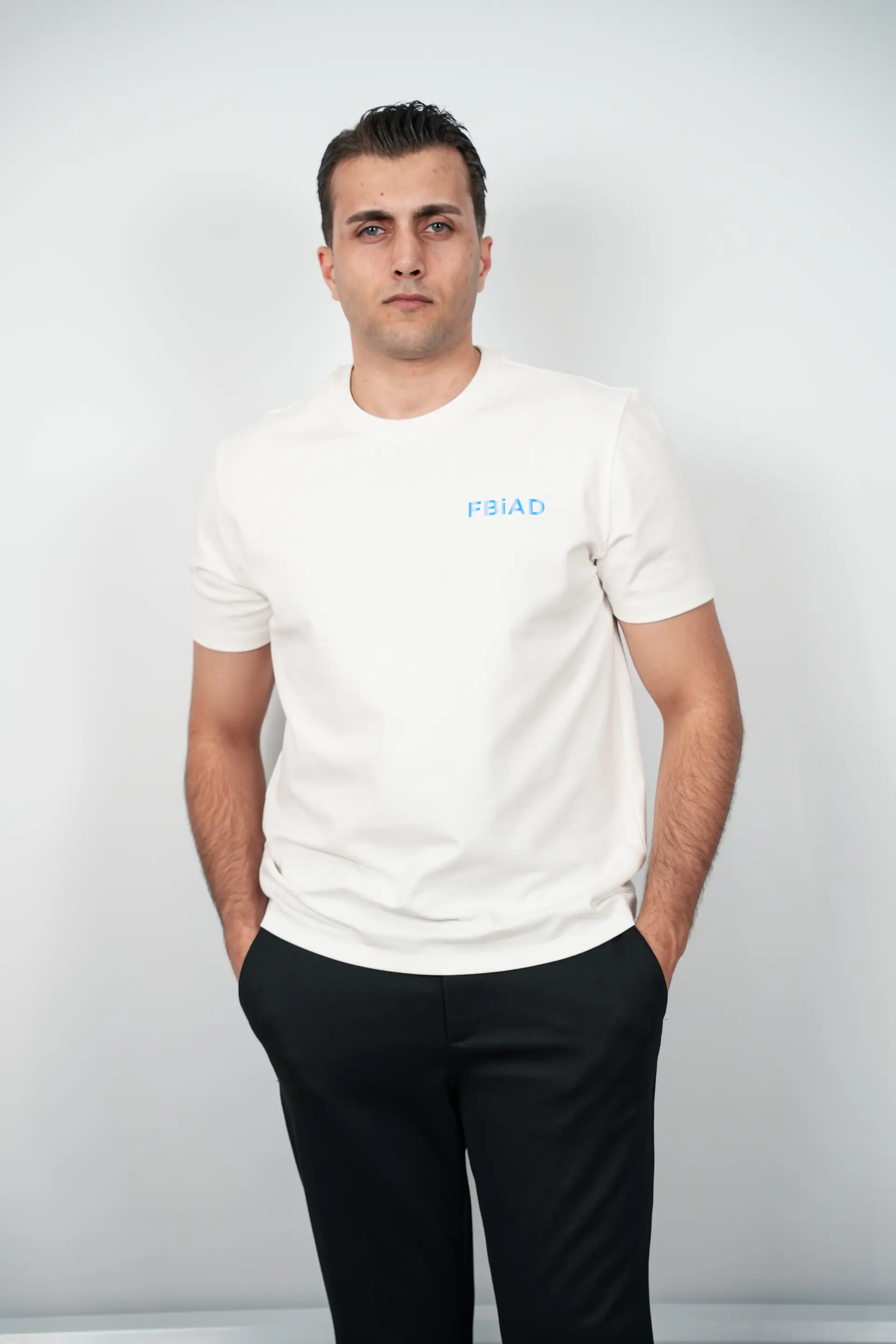 FBIAD Logolu Erkek Bisiklet Yaka Tişört